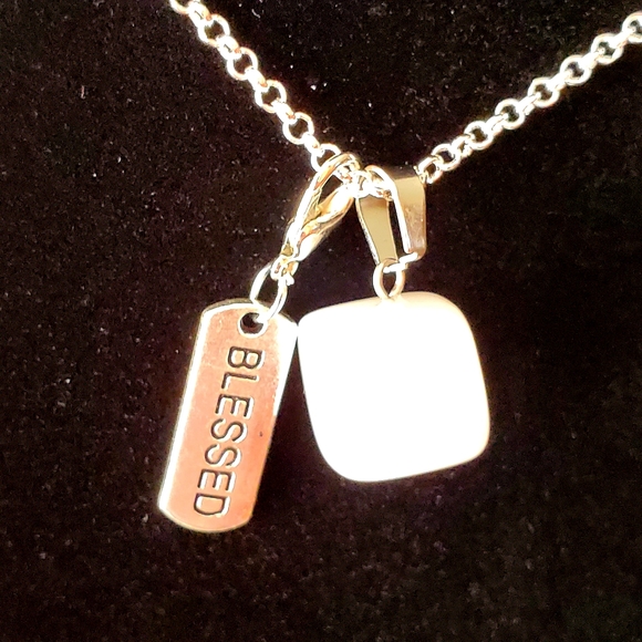 White Coral  30"\ .925 Sterling Silver Necklace - Picture 6 of 6